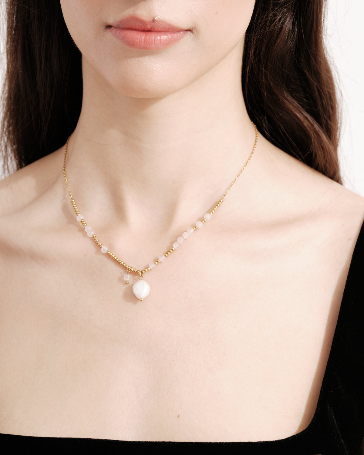Ivory Arc Necklace