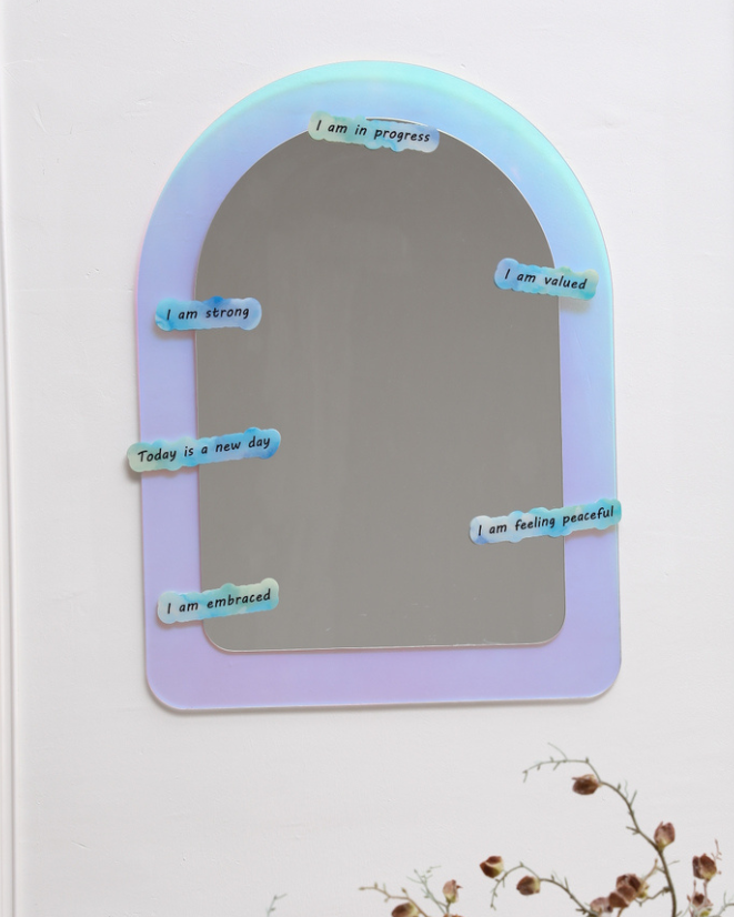 Plain Acrylic Frame Magnetic Mirror