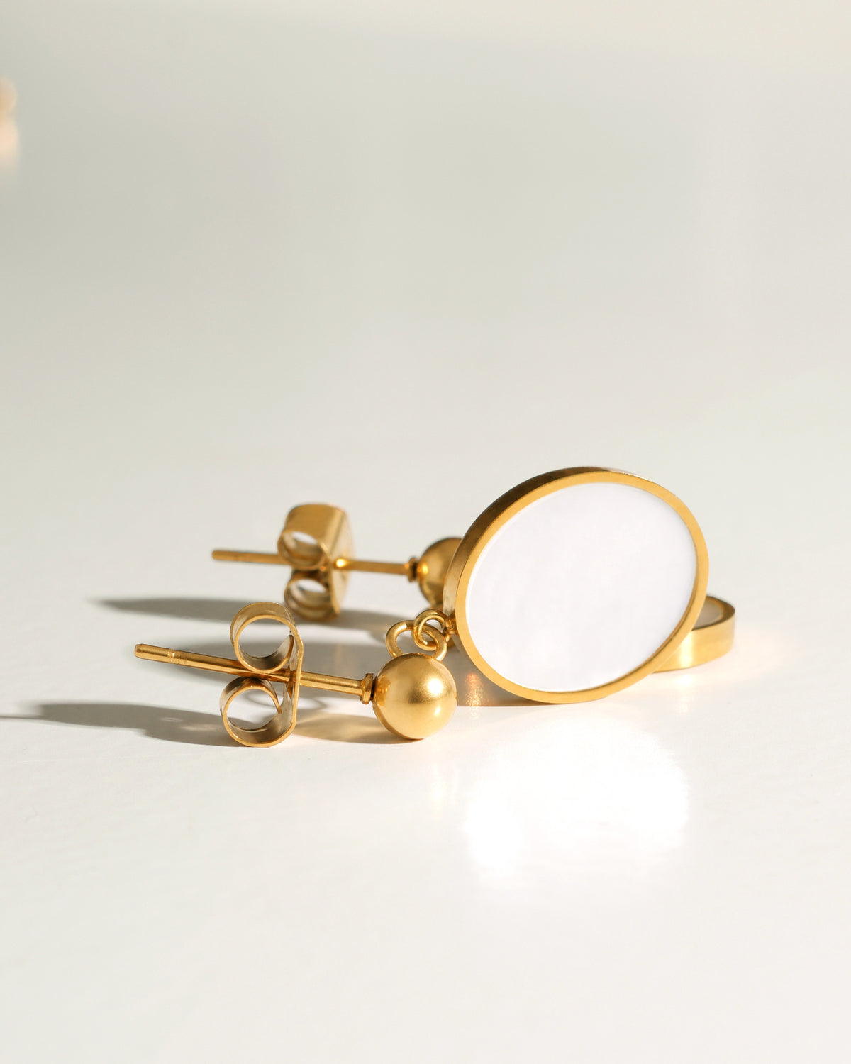 Tide Stone Stud Earrings