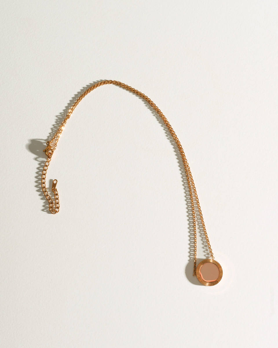Gold Reflection Pendant Necklace