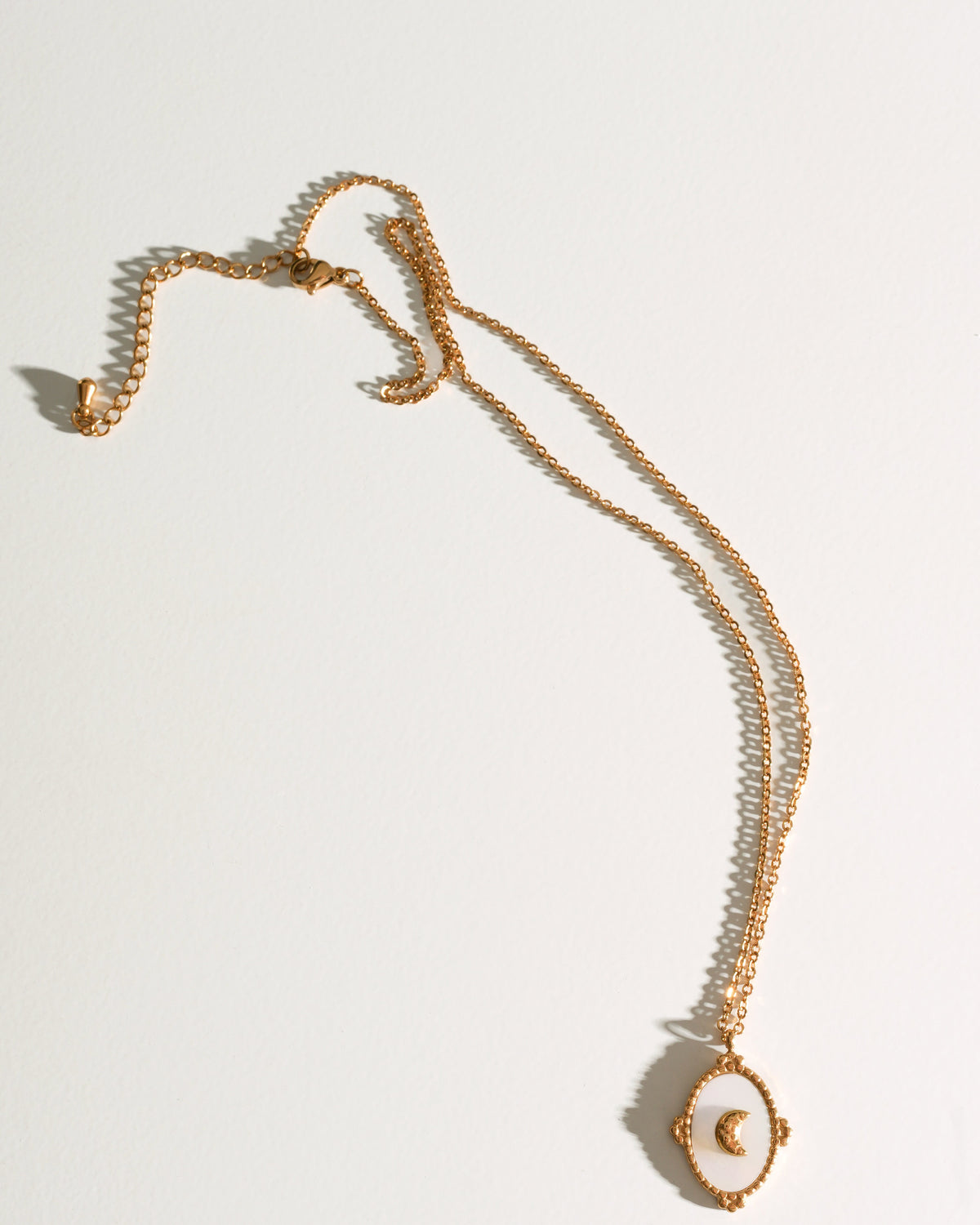 Tide Stone Pendant Necklace