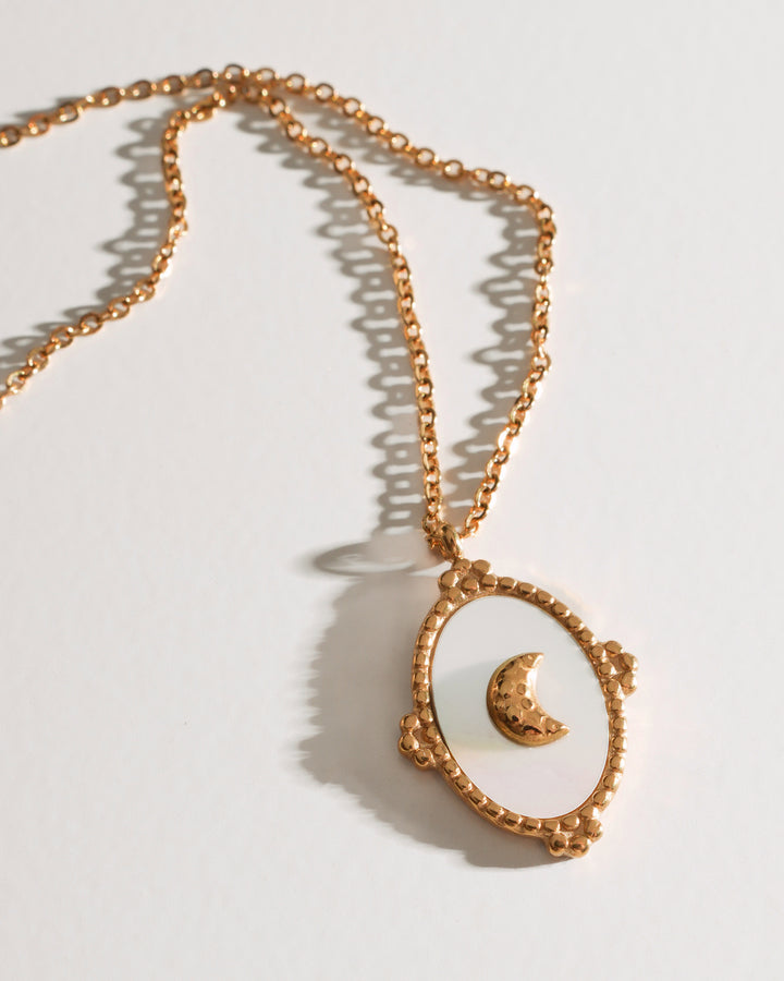 Tide Stone Pendant Necklace