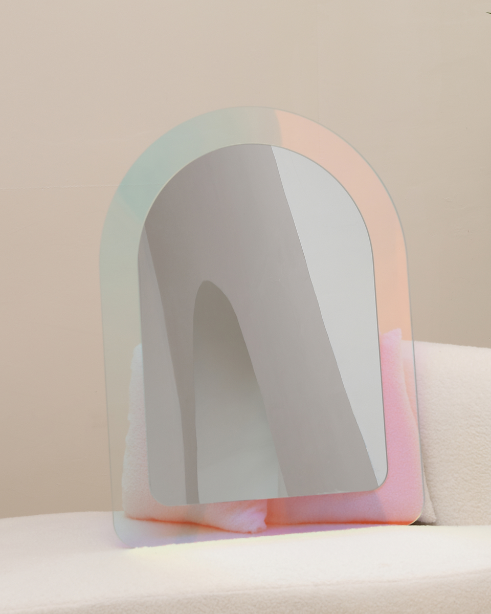 Plain Acrylic Frame Magnetic Mirror